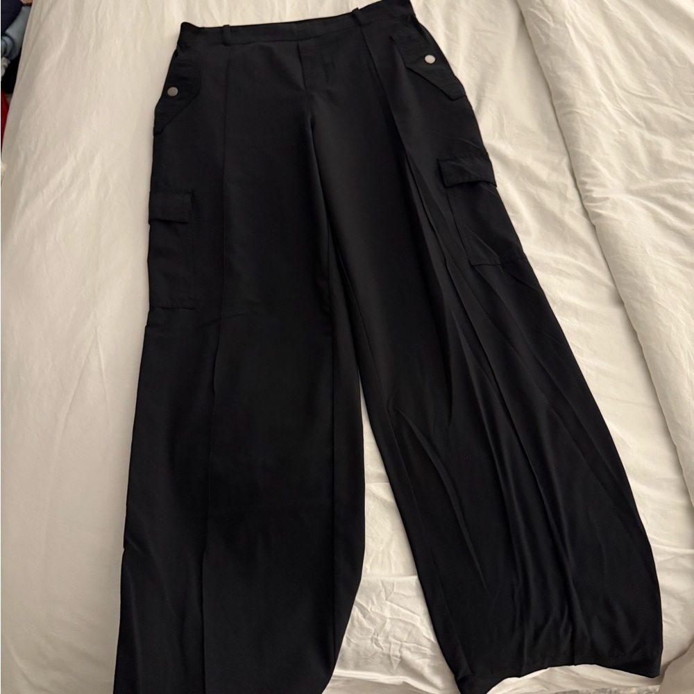 Athleta Black Wide-Leg Cargo Trousers
